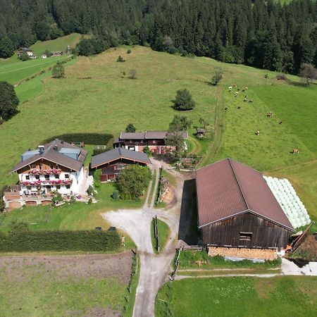 Ferienwohnungen Behamhof Neukirchen am Großvenediger Buitenkant foto