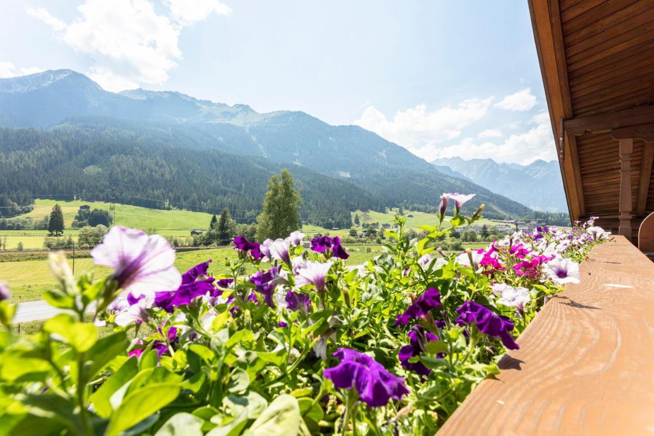 Ferienwohnungen Behamhof Neukirchen am Großvenediger Buitenkant foto