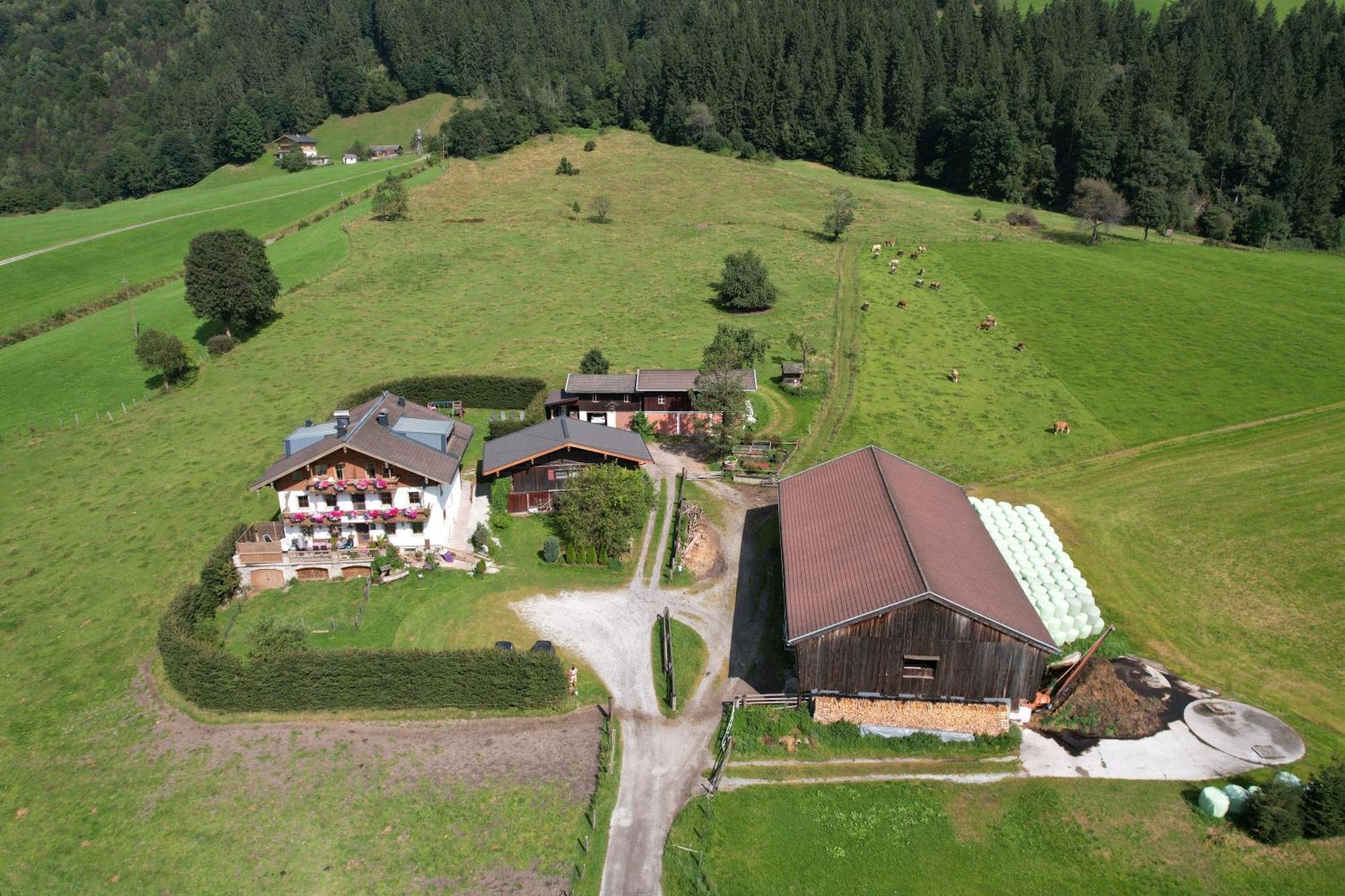 Ferienwohnungen Behamhof Neukirchen am Großvenediger Buitenkant foto