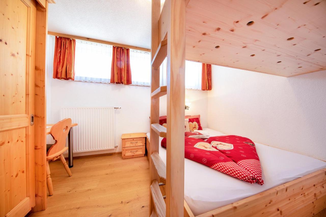 Ferienwohnungen Behamhof Neukirchen am Großvenediger Buitenkant foto
